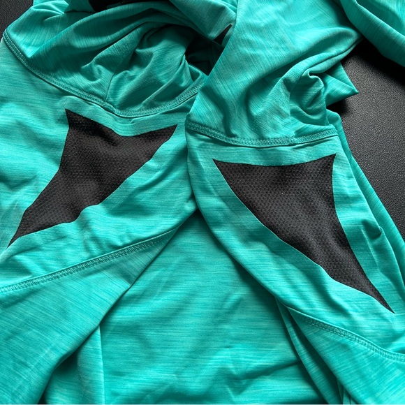 REI Quarter Zip - Picture 3 of 11